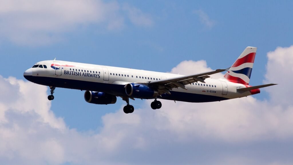 Ba Euroflyer Airbus A321 Returns To Gatwick Airport After Exhaust