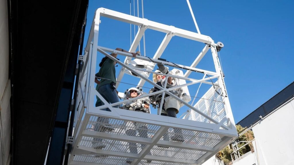 Nasa Astronauts Test Lunar Elevator For 2025 Landing Mission