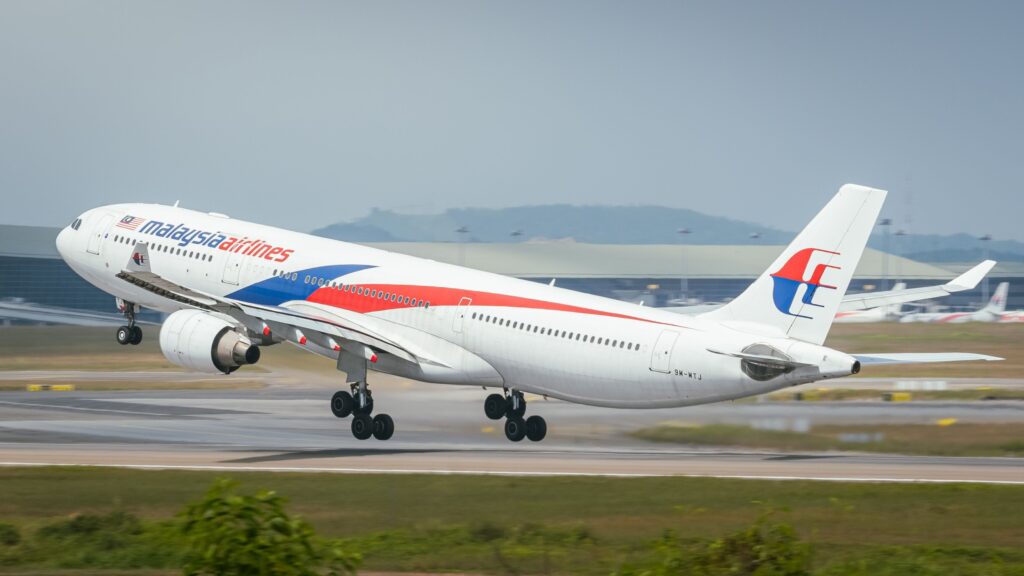 Preliminary Report Released On Malaysia Airlines And Bamboo Airways Runway