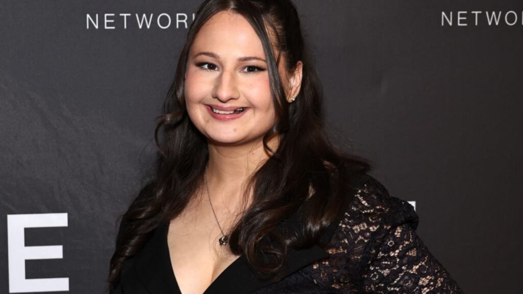 Gypsy's Rose Blanchard Debuts New Haircut After Prison Release: See