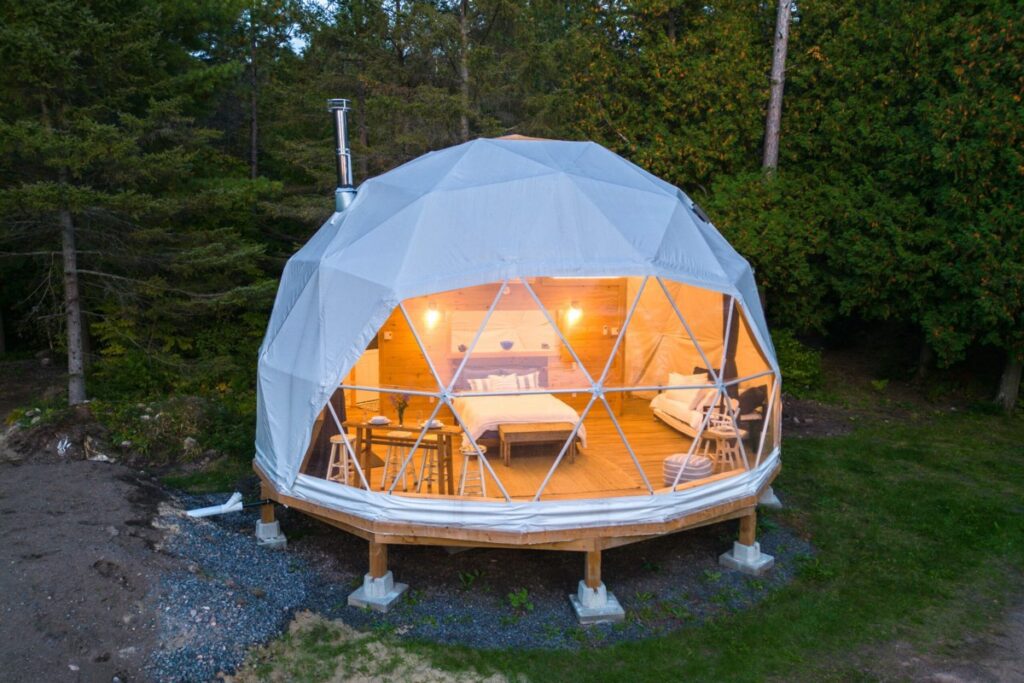 Otter Point Resort: A Glamping Heaven All Seasons