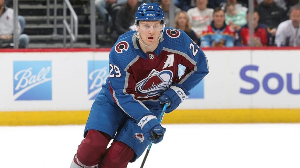 Trophy Tracker: Avalanche's Mckinnon Emerges As Mvp As Hart Leader