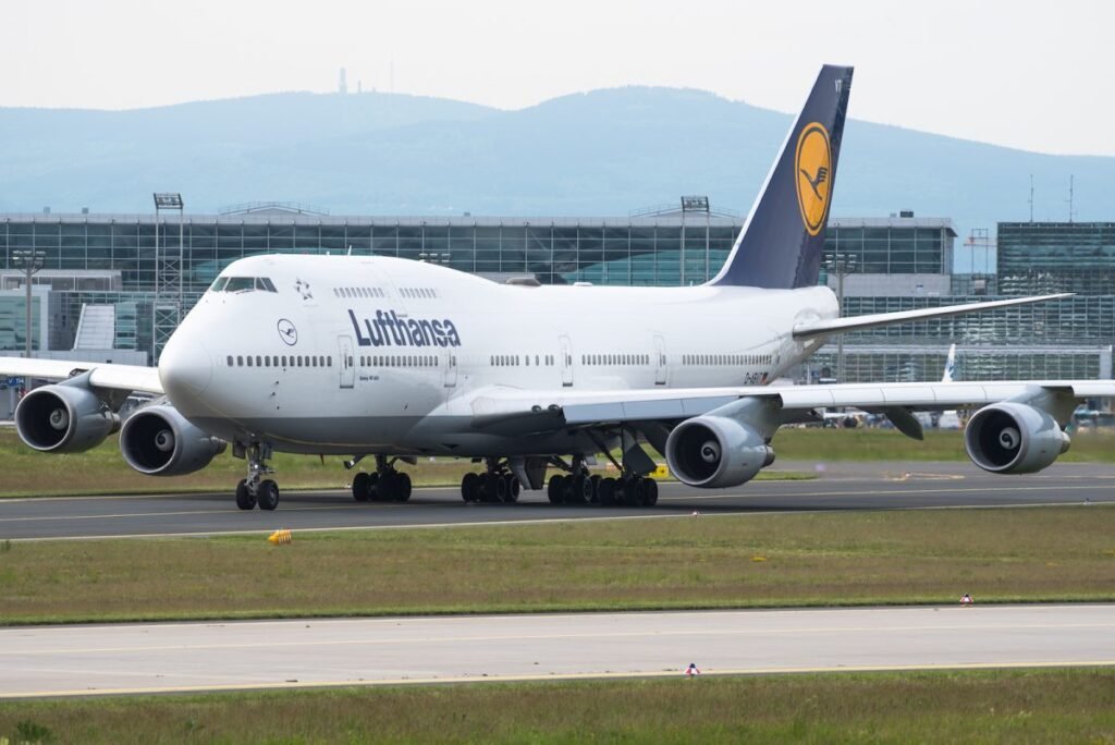 Lufthansa Boeing 747 8 Accident During Takeoff At Johannesburg Or Tambo