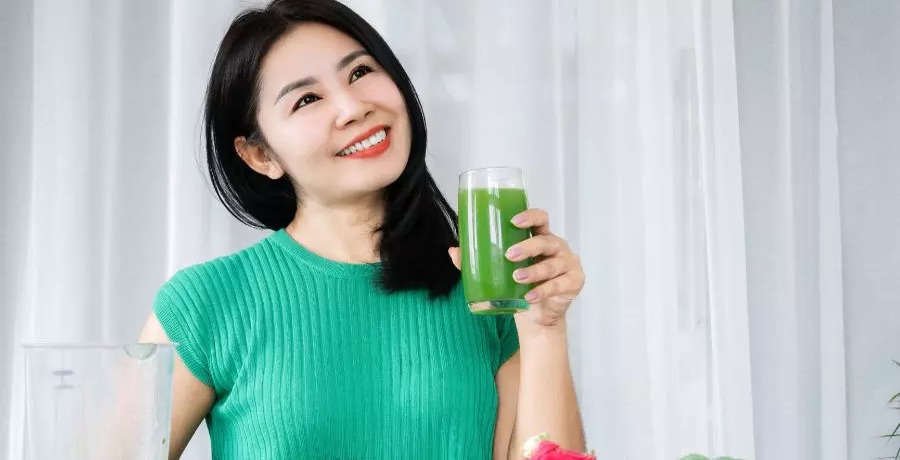 Vegetable juices for glowing skin for brides-to-be