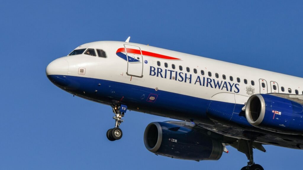 British Airways Airbus A320 Crew Shuts Down Engine On Approach