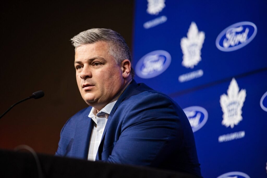 Leafs' Sheldon Keefe Expresses Confidence In Future Despite Management Twisting