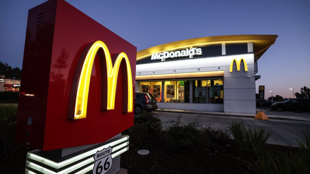 McDonalds stock falls after CDC says E coli outbreak linked