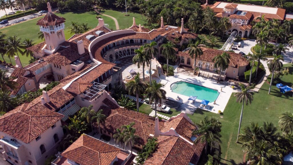 The truth about Trump media Social Office in crisis Mar a Lago